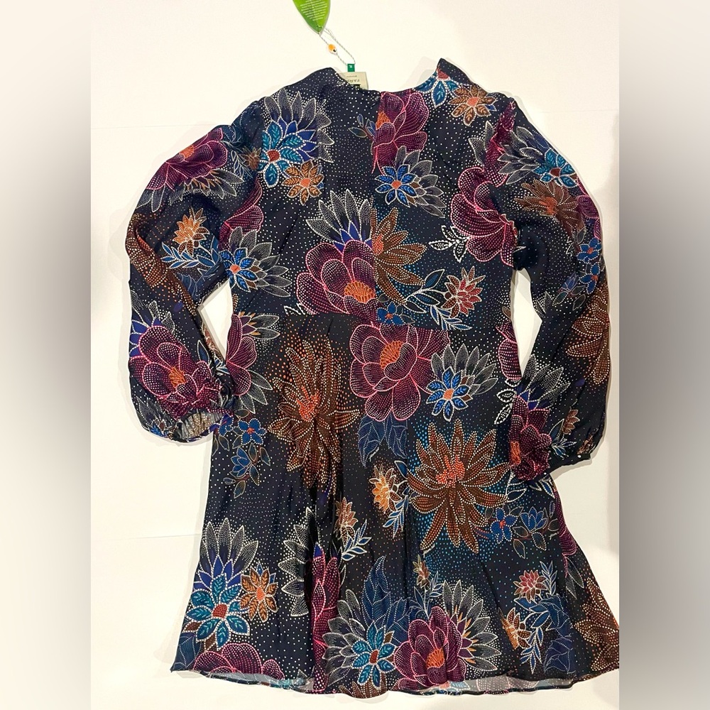 NWT Farm Rio
Sparkle flowers mini dress Sz XL - Picture 7 of 9